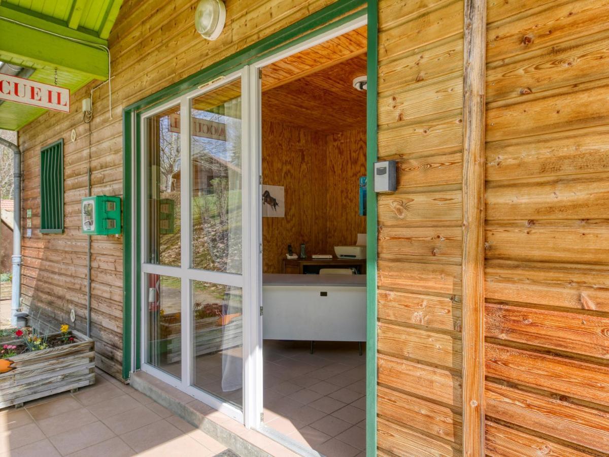 Vacanceole - Les Chalets De La Chazotte Saint-Jacques-dʼAmbur 외부 사진